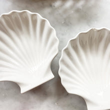Afbeelding in Gallery-weergave laden, Keramieken schelpenschaaltjes