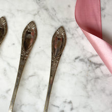 Afbeelding in Gallery-weergave laden, Vintage zilverkleurige lepels