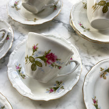 Afbeelding in Gallery-weergave laden, Vintage kop en schotel bloemen