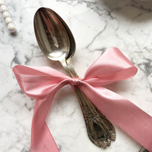 Afbeelding in Gallery-weergave laden, Vintage zilverkleurige lepels set van 4