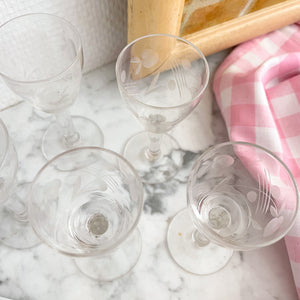 Vintage borrelglaasjes op voet