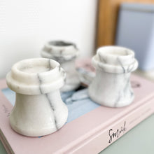 Afbeelding in Gallery-weergave laden, Vintage marmeren waxinelichthouder
