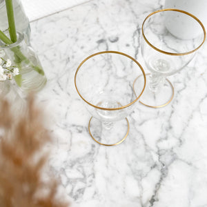 Vintage borrelglaasjes met gouden rand