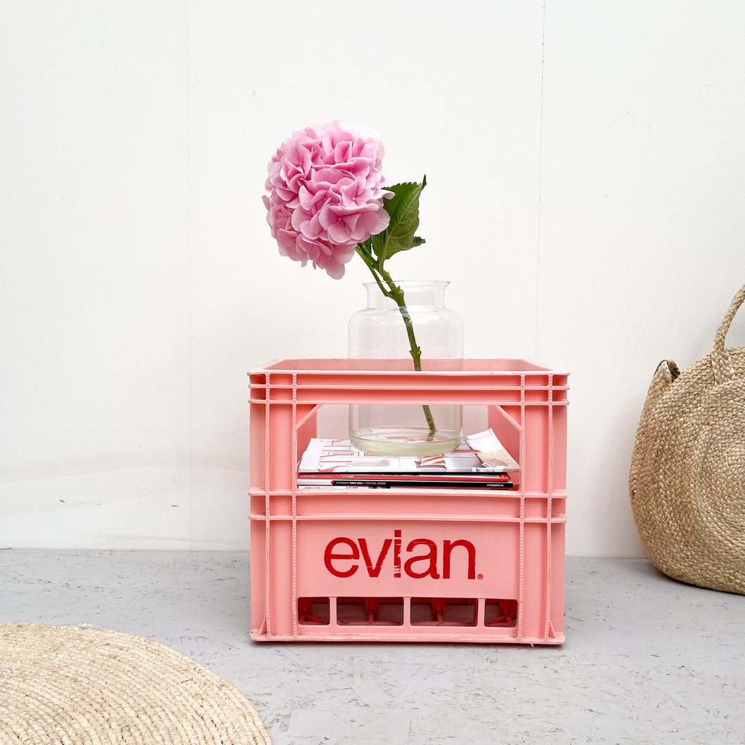 Roze Evian kratje Kringloopparels